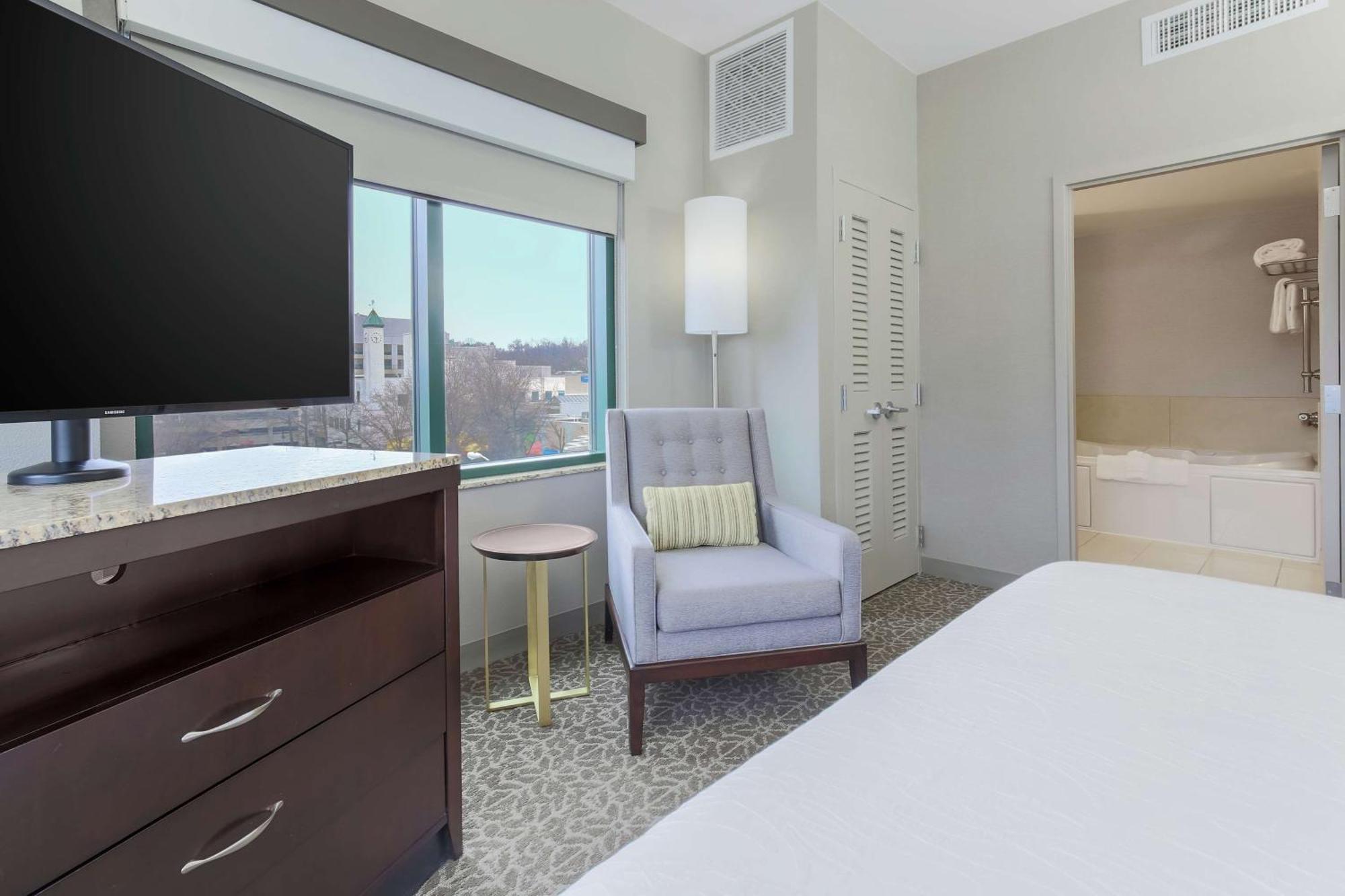 Hilton Garden Inn Shirlington Arlington Extérieur photo